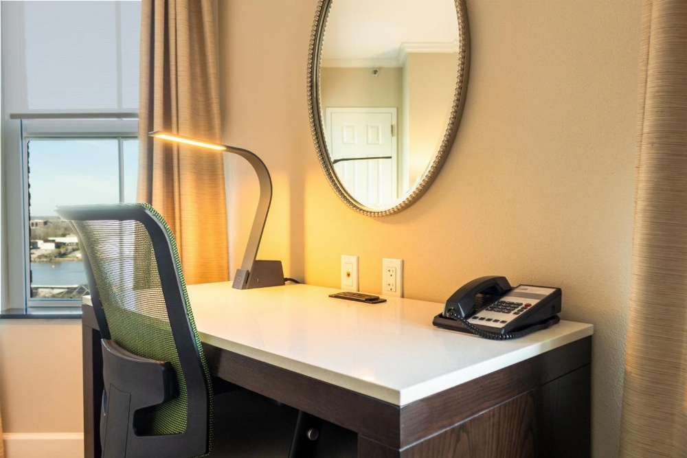 Holiday Inn Express Savannah - Historic District